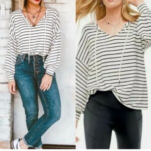 Cabi Relax Game Day Sweatshirt 5746 EUC